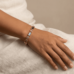 Deco bracelet with gems