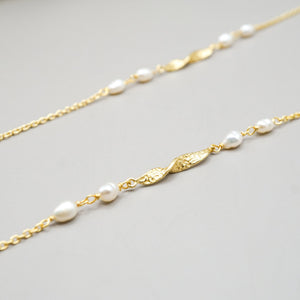 Drift Pearl Necklace Sterling Silver Necklace Garden of Desire 