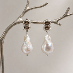 Earth & Pearl Earrings